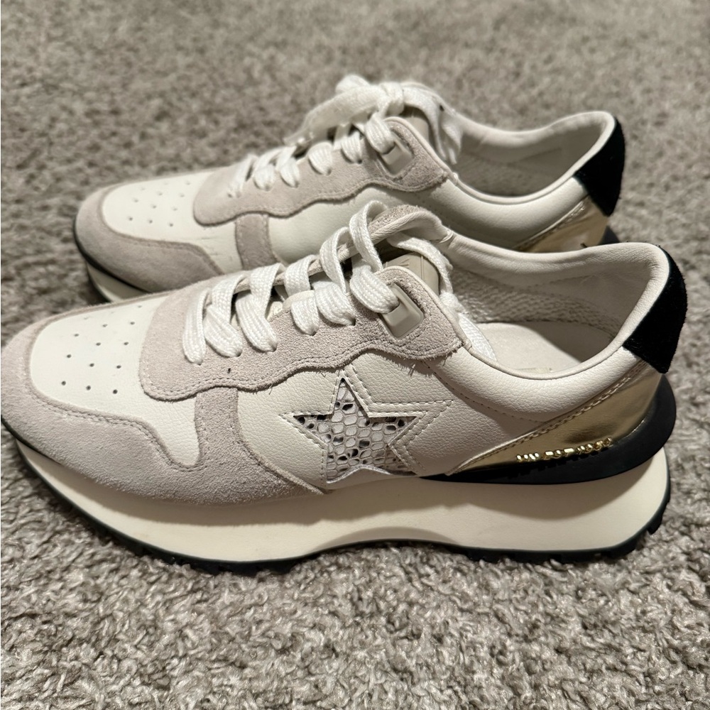 Vintage Havana White and Gold Star Sneakers